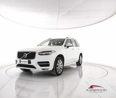 Volvo XC90 D5 AWD Geartronic Momentum  del 2018 usata a Viterbo