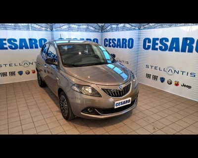 Lancia Ypsilon 1.0 FireFly 5 porte S&amp;S Hybrid Ecochic A. Ferretti del 2024 usata a Pont Saint Martin