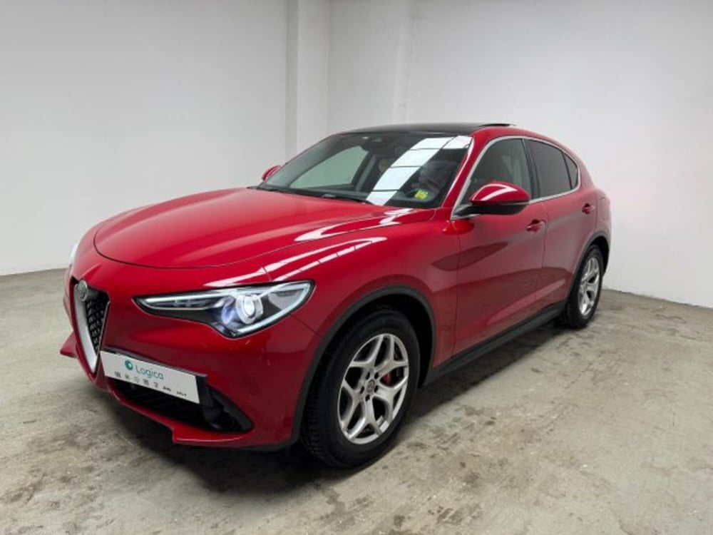 Alfa Romeo Stelvio usata a Biella (5)