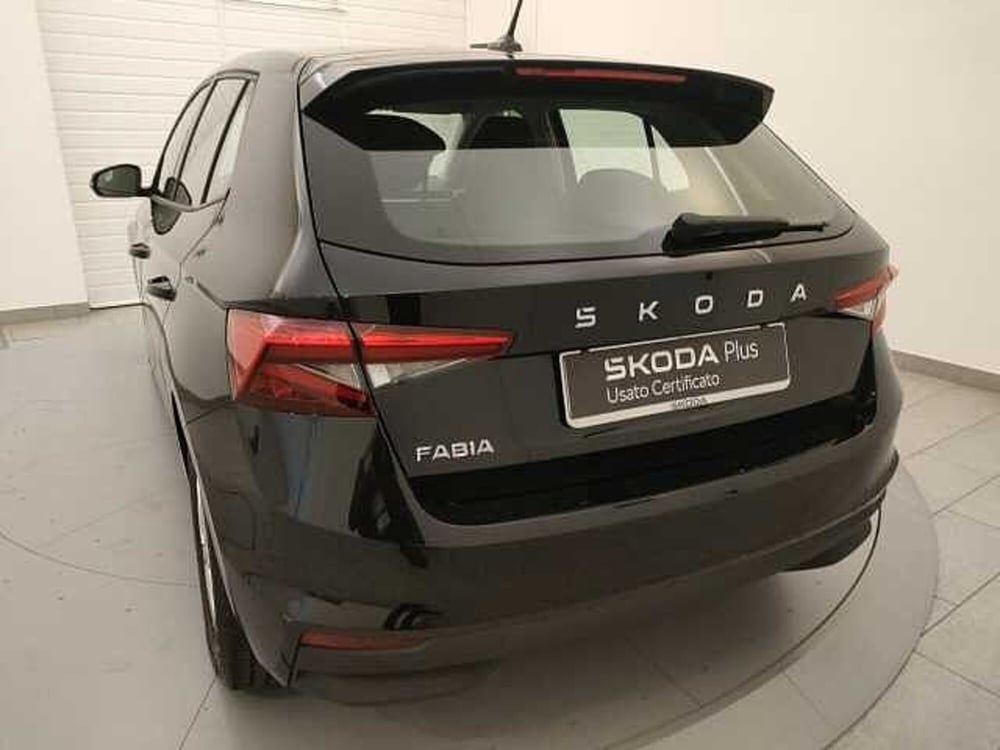 Skoda Fabia usata a Varese (7)