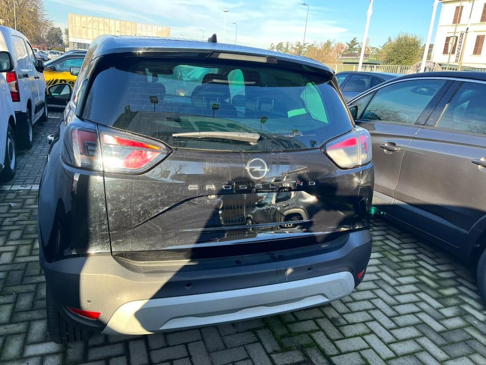 Opel Crossland nuova a Milano (5)