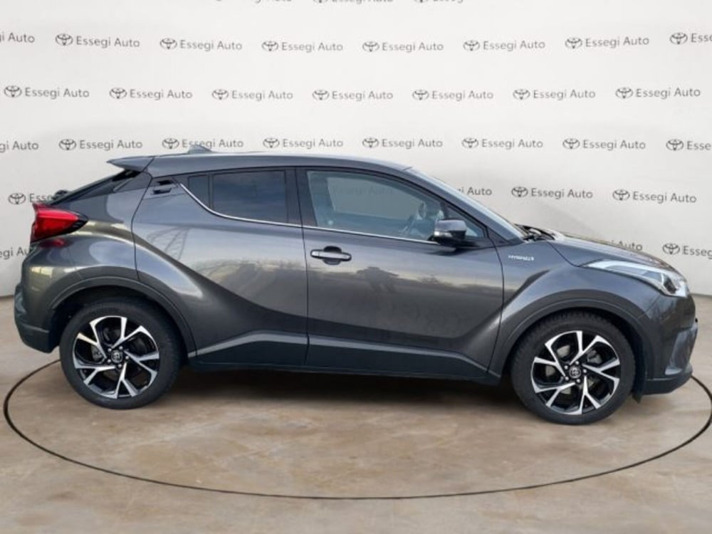 Toyota Toyota C-HR usata a Vercelli (13)