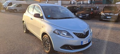 Lancia Ypsilon 1.0 FireFly 5 porte S&amp;S Hybrid Ecochic A. Ferretti del 2024 usata a Tradate