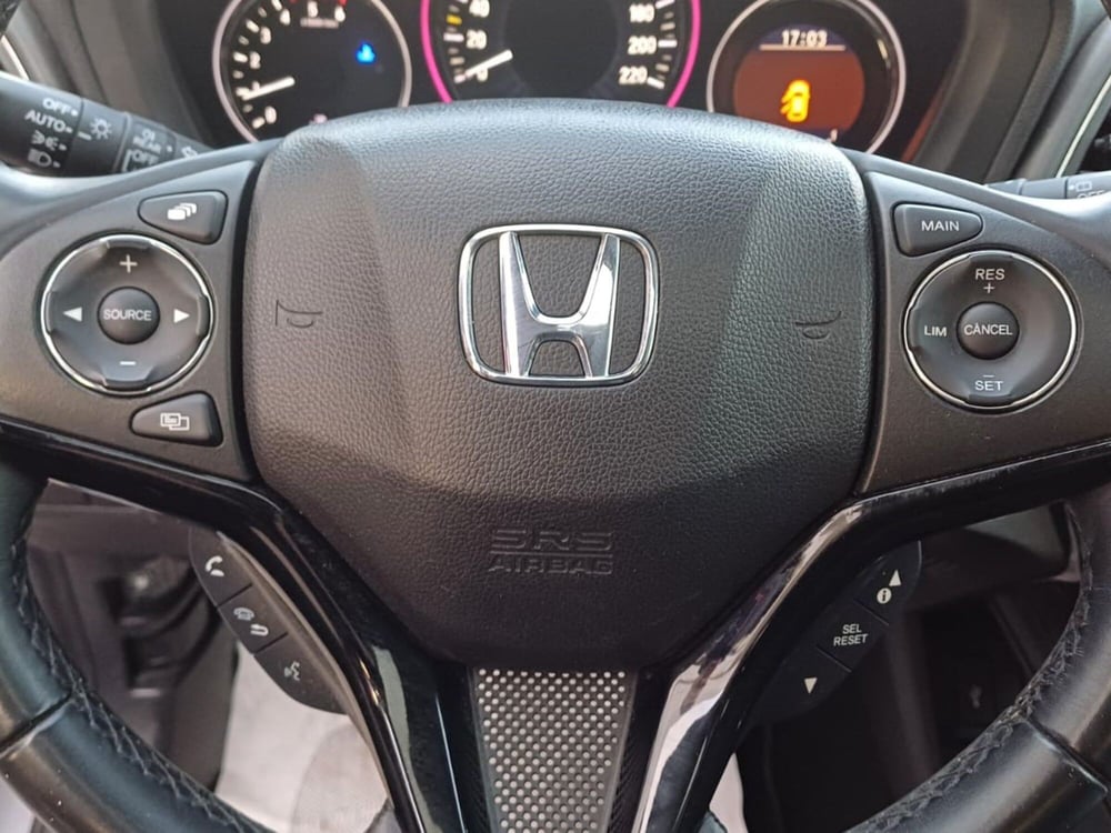 Honda HR-V usata a Bari (9)