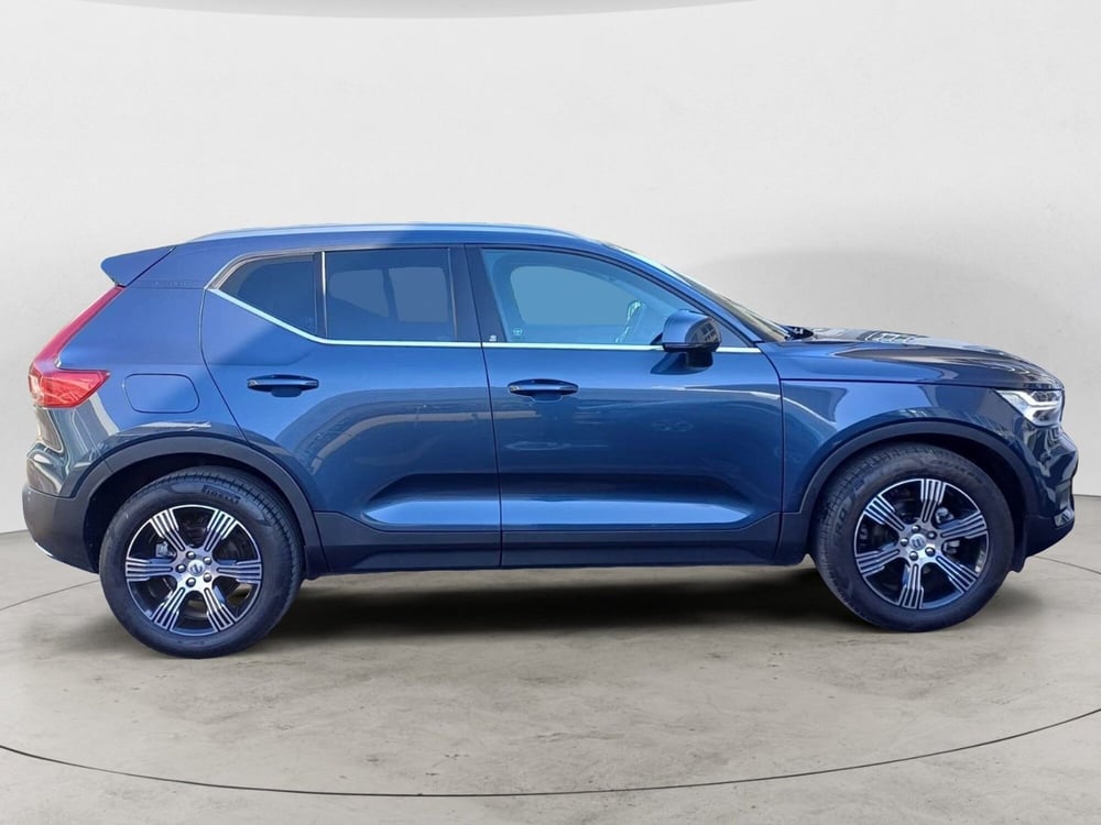 Volvo XC40 usata a Bari (5)