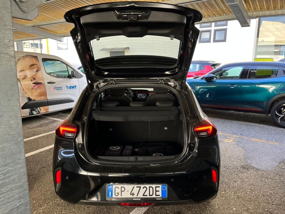 Opel Corsa-e nuova a Milano (7)