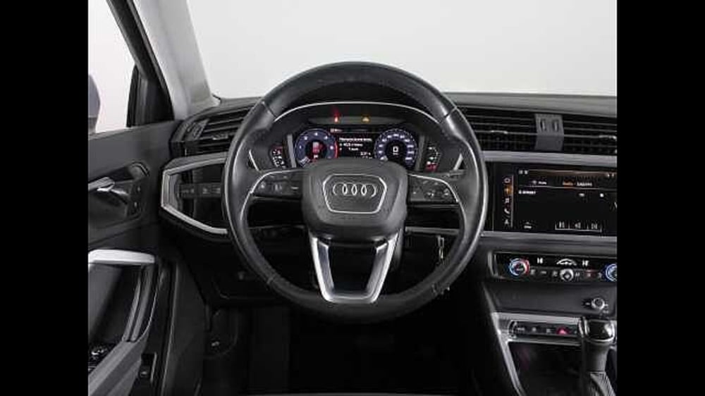 Audi Q3 Sportback usata a Palermo (12)