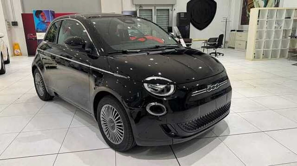 Fiat 500e usata a Milano (6)