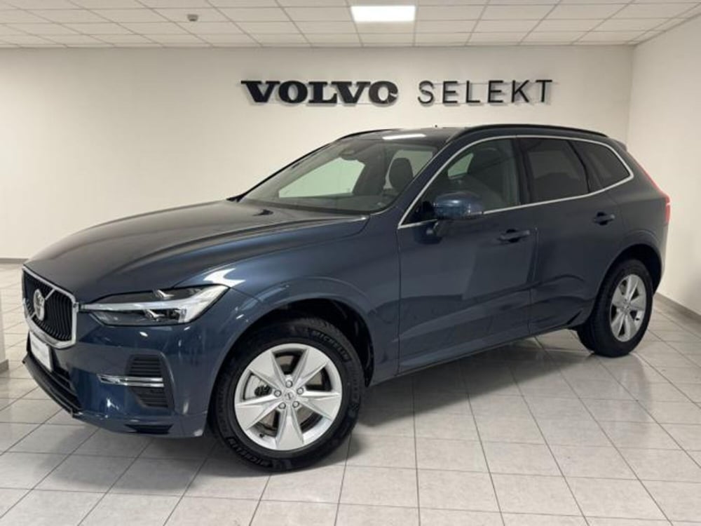 Volvo XC60 nuova a Como