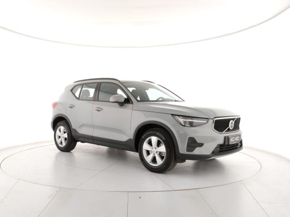 Volvo XC40 nuova a Modena (7)