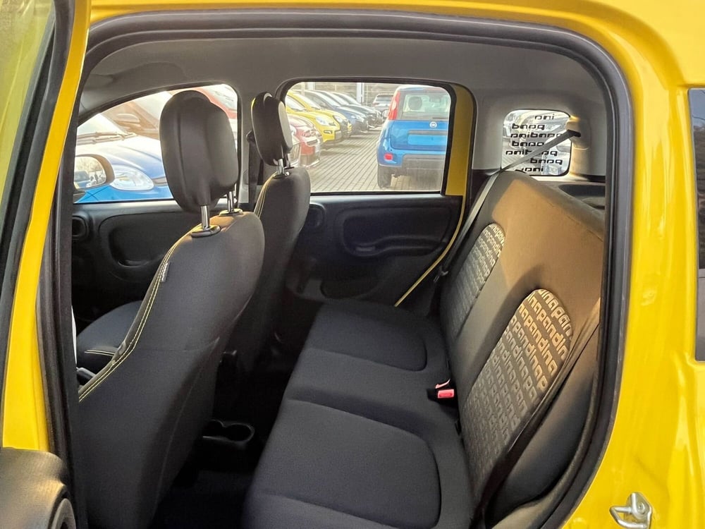 Fiat Panda Cross nuova a Milano (14)