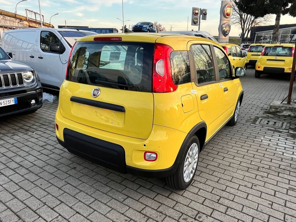 Fiat Panda Cross nuova a Milano (7)