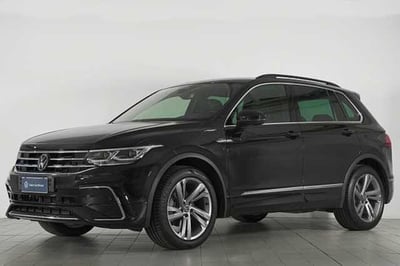 Volkswagen Tiguan 2.0 tdi R-Line 150cv dsg del 2023 usata a Lipomo