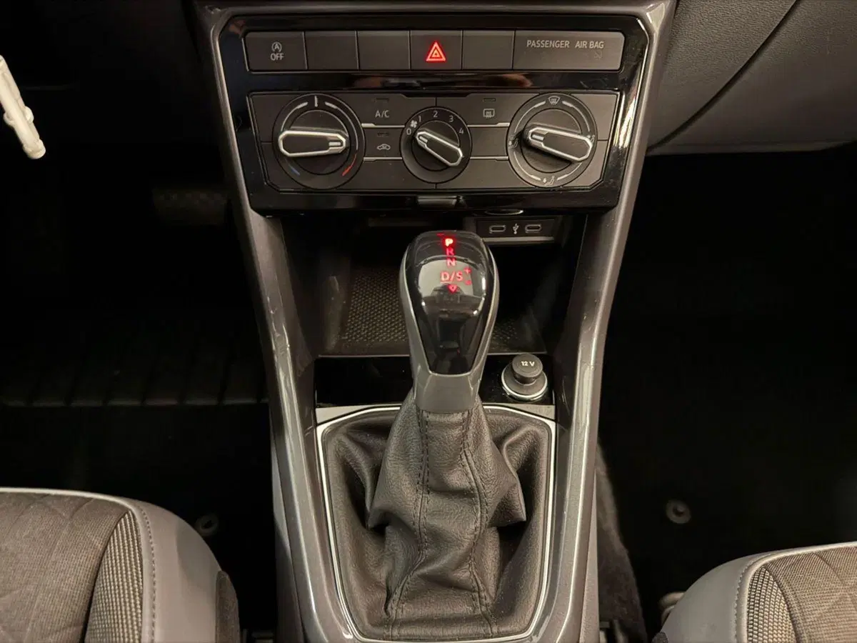 Volkswagen T-Cross usata a Lecce (20)