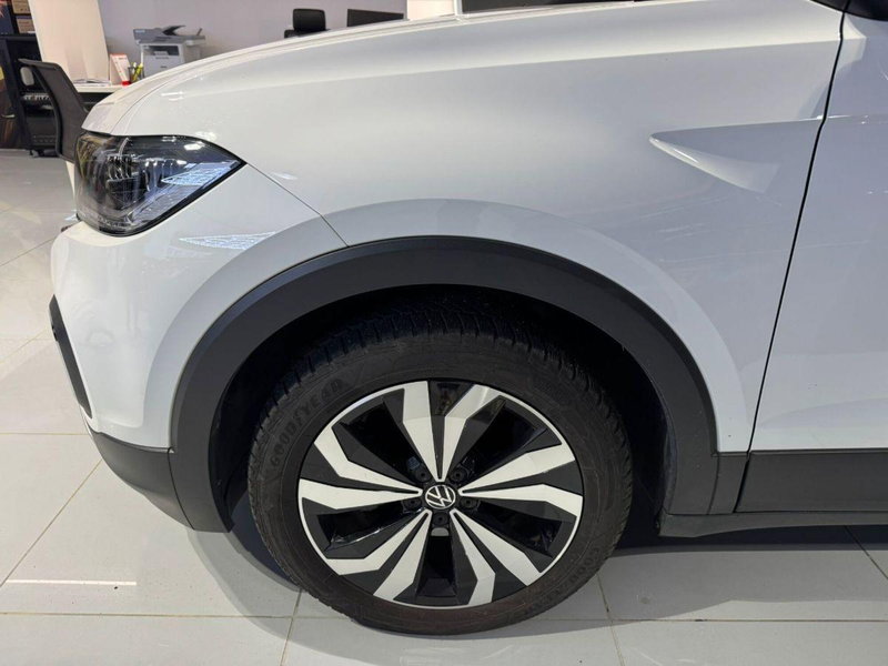 Volkswagen T-Cross usata a Lecce (9)