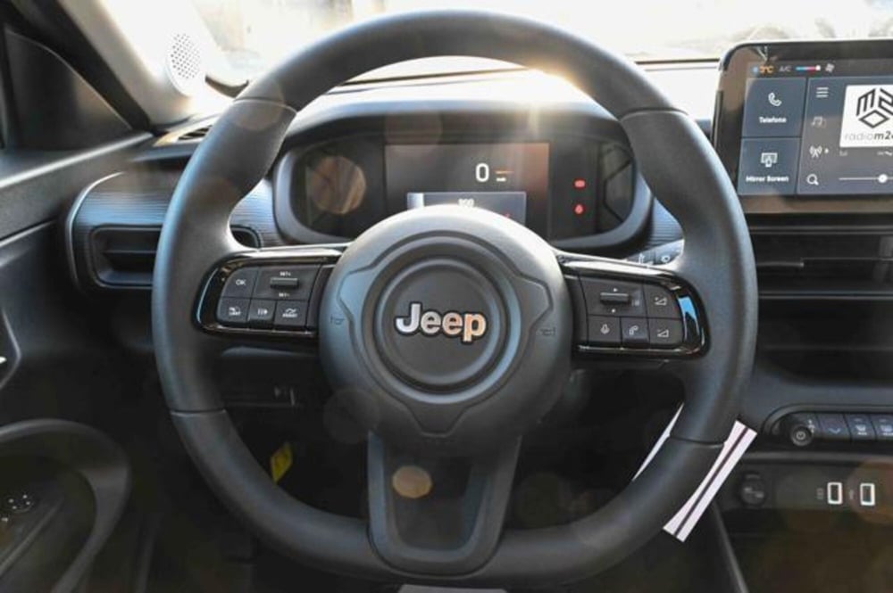 Jeep Avenger nuova a Torino (16)