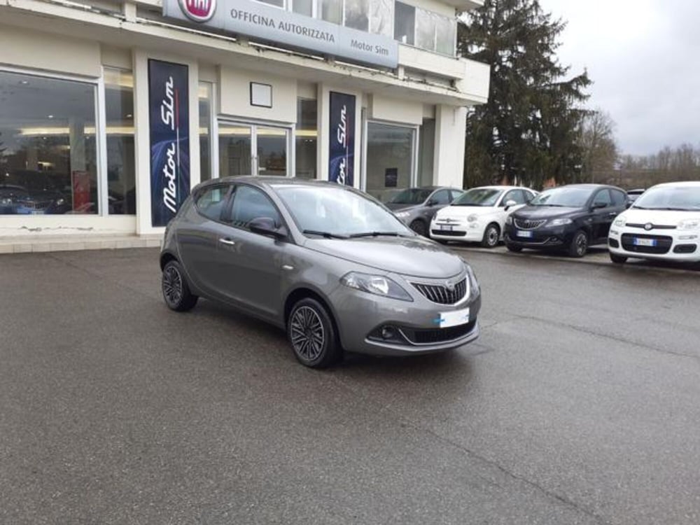 Lancia Ypsilon usata a Firenze (3)