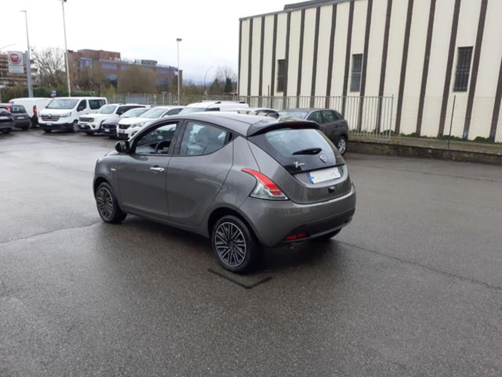 Lancia Ypsilon usata a Firenze (7)