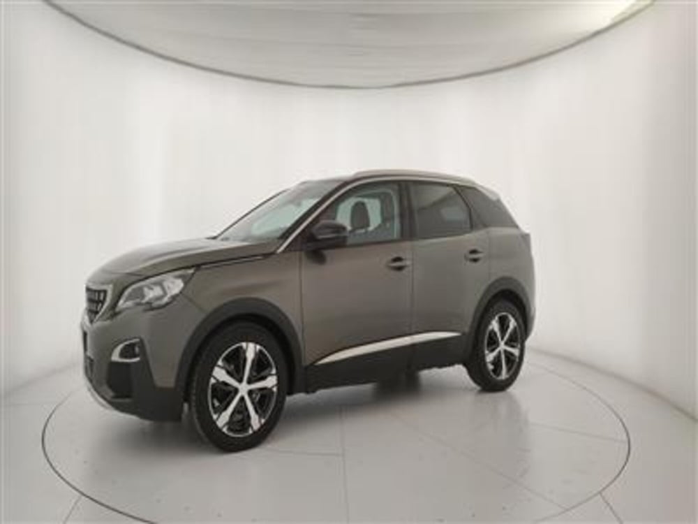 Peugeot 3008 usata a Bari (2)