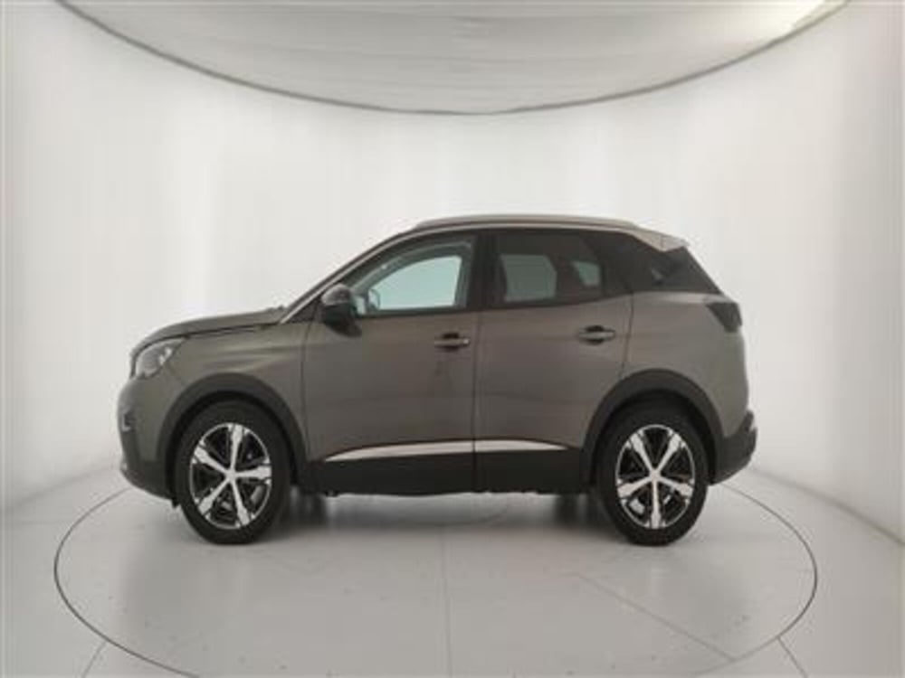 Peugeot 3008 usata a Bari (3)