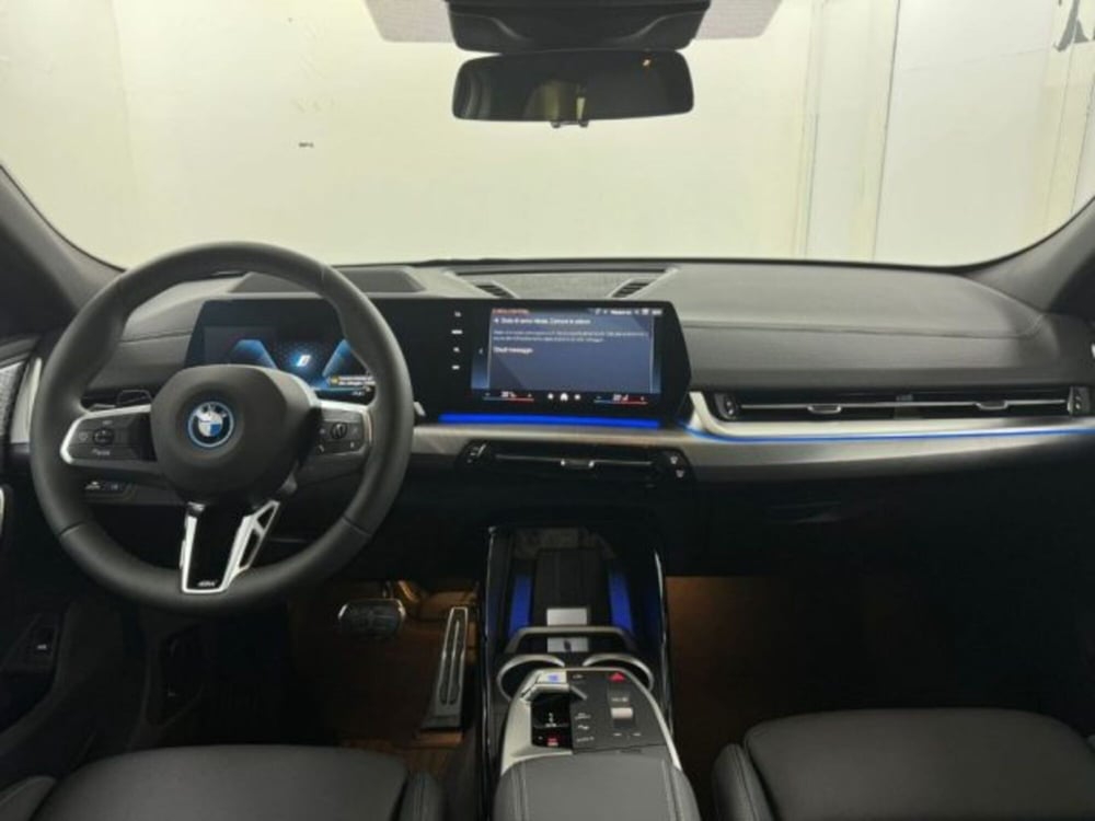 BMW iX2 usata a Torino (11)