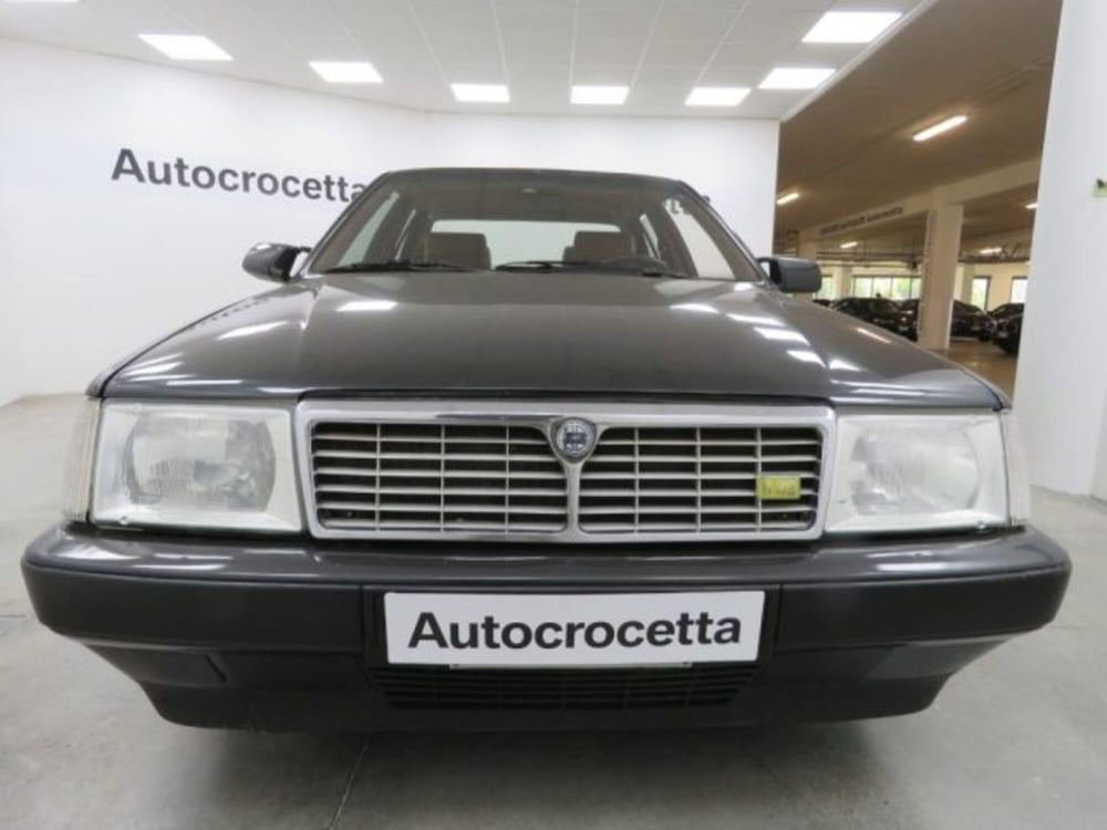 Lancia Thema usata a Torino (3)