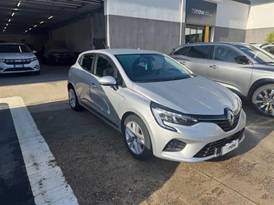 Renault Clio TCe 90 CV 5 porte Zen  del 2022 usata a Oristano