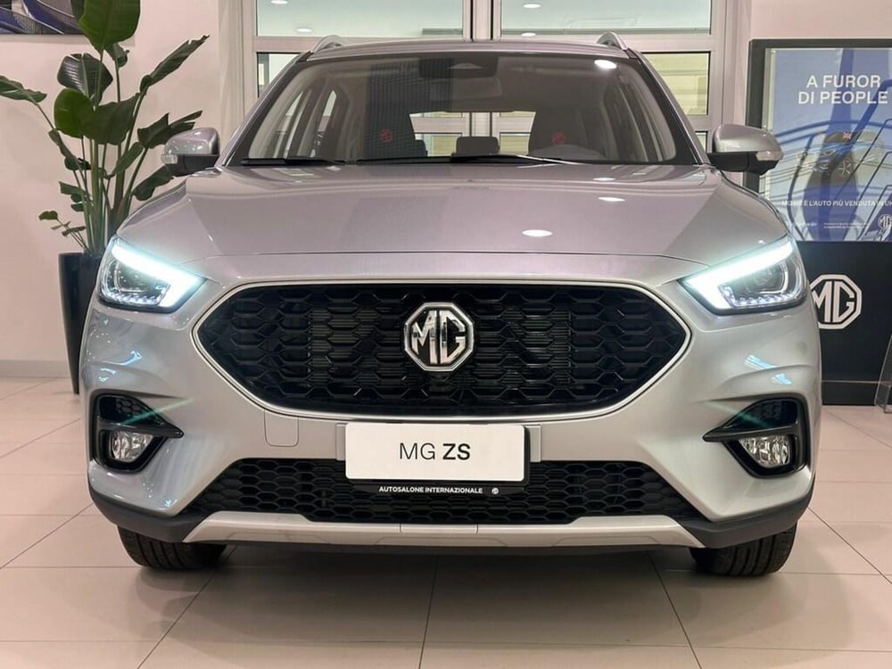 Mg ZS nuova a Varese (5)