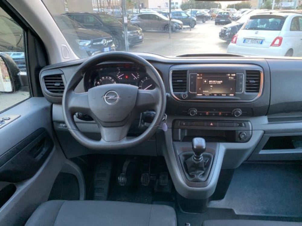 Opel Vivaro usata a Trapani (16)