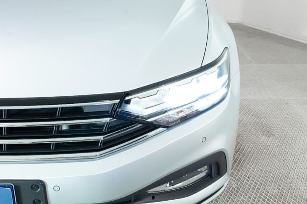 Volkswagen Passat usata a Novara (6)