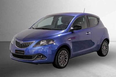 Lancia Ypsilon 1.0 FireFly 5 porte S&amp;S Hybrid Ecochic Gold  del 2022 usata a Pianopoli