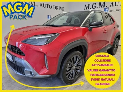 Toyota Yaris Cross 1.5 Hybrid 5p. E-CVT AWD-i Adventure del 2023 usata a Erba