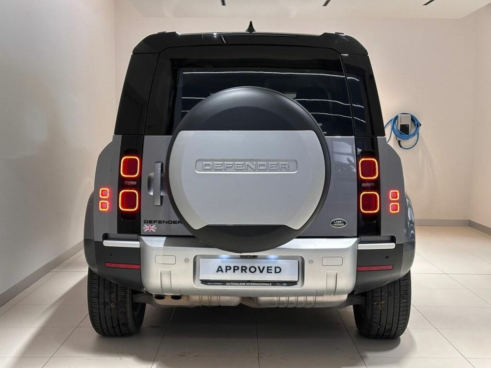 Land Rover Defender usata a Varese (7)