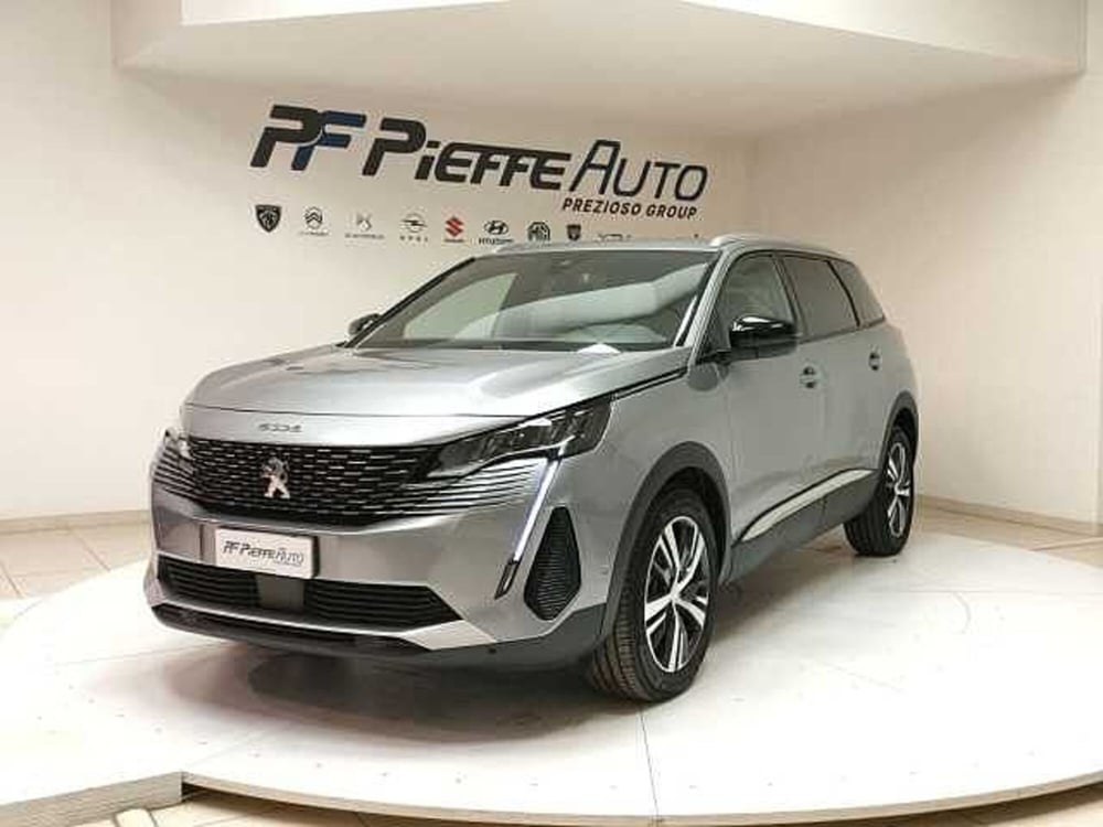 Peugeot 5008 usata a Teramo