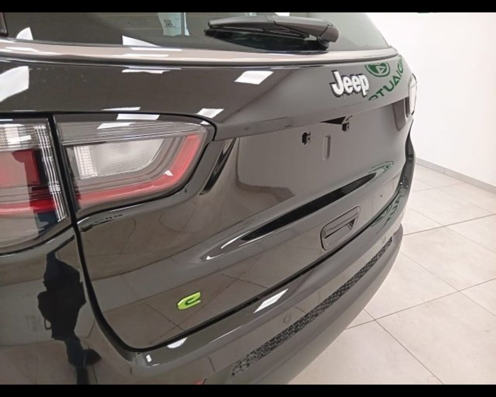 Jeep Compass nuova a Alessandria (9)