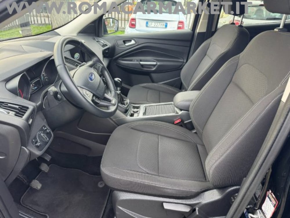 Ford Kuga usata a Roma (15)