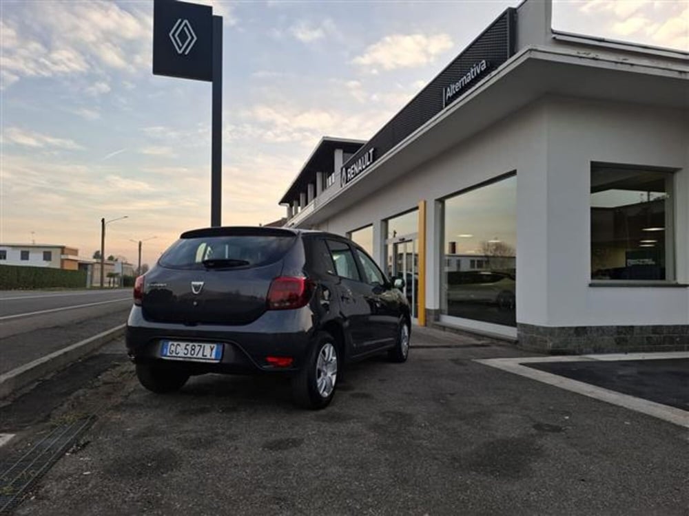 Dacia Sandero usata a Torino (8)