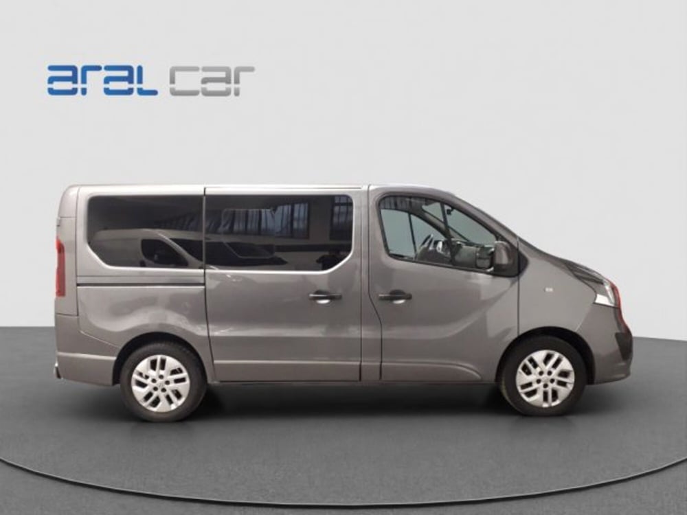 Opel Vivaro Furgone usata a Torino (7)