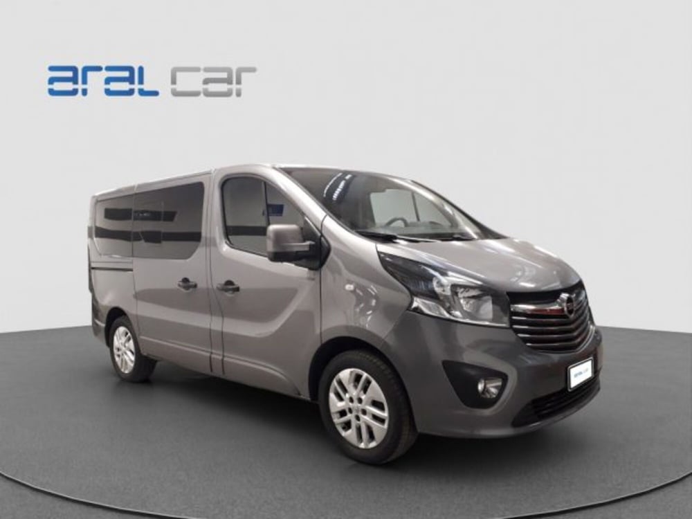 Opel Vivaro Furgone usata a Torino (8)