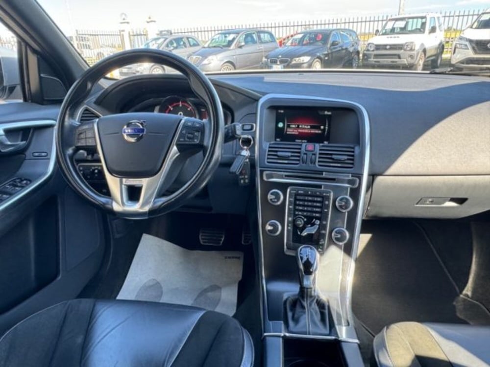 Volvo XC60 usata a Milano (11)