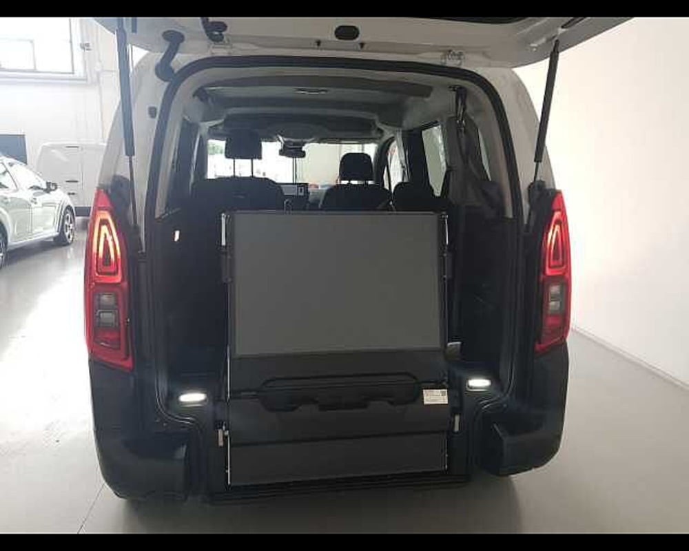 Citroen Berlingo nuova a Milano (7)