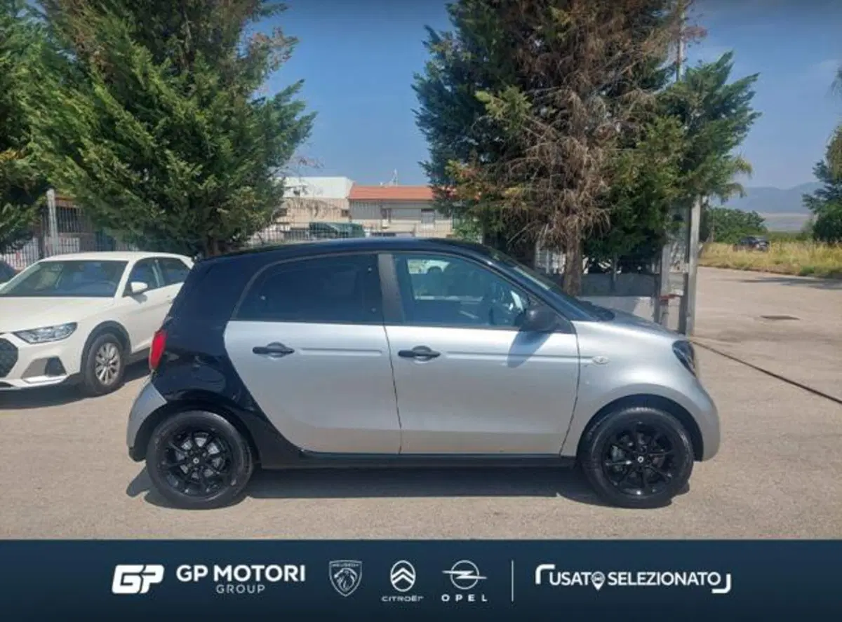 smart forfour usata a Caserta (7)