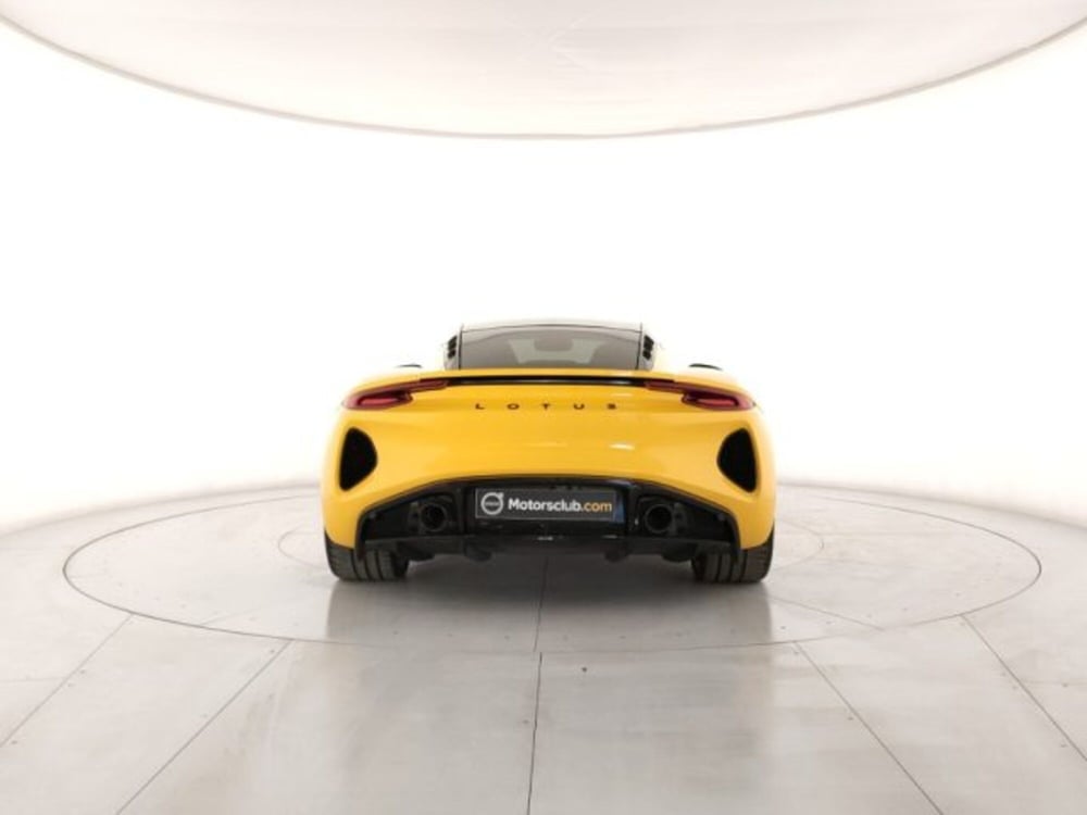 Lotus Emira nuova a Modena (5)