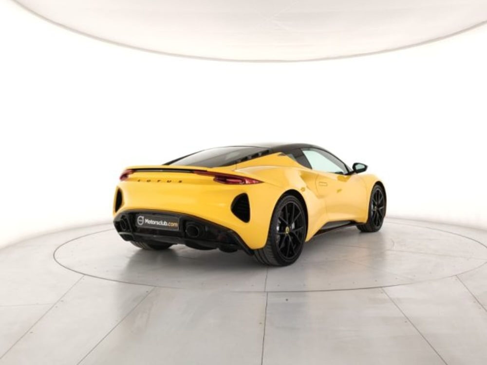 Lotus Emira nuova a Modena (6)