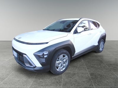 Hyundai Kona 1.0 T-GDI Hybrid 48V iMT XTech del 2024 usata a La Spezia