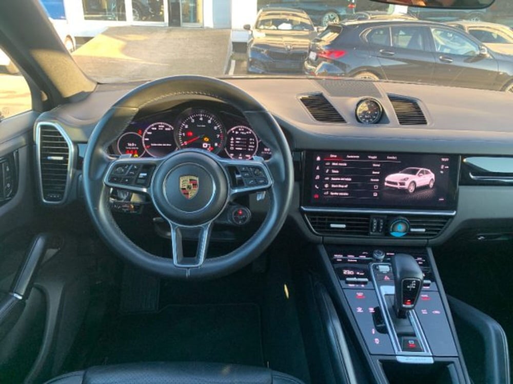 Porsche Cayenne Coupé usata a Lecce (14)