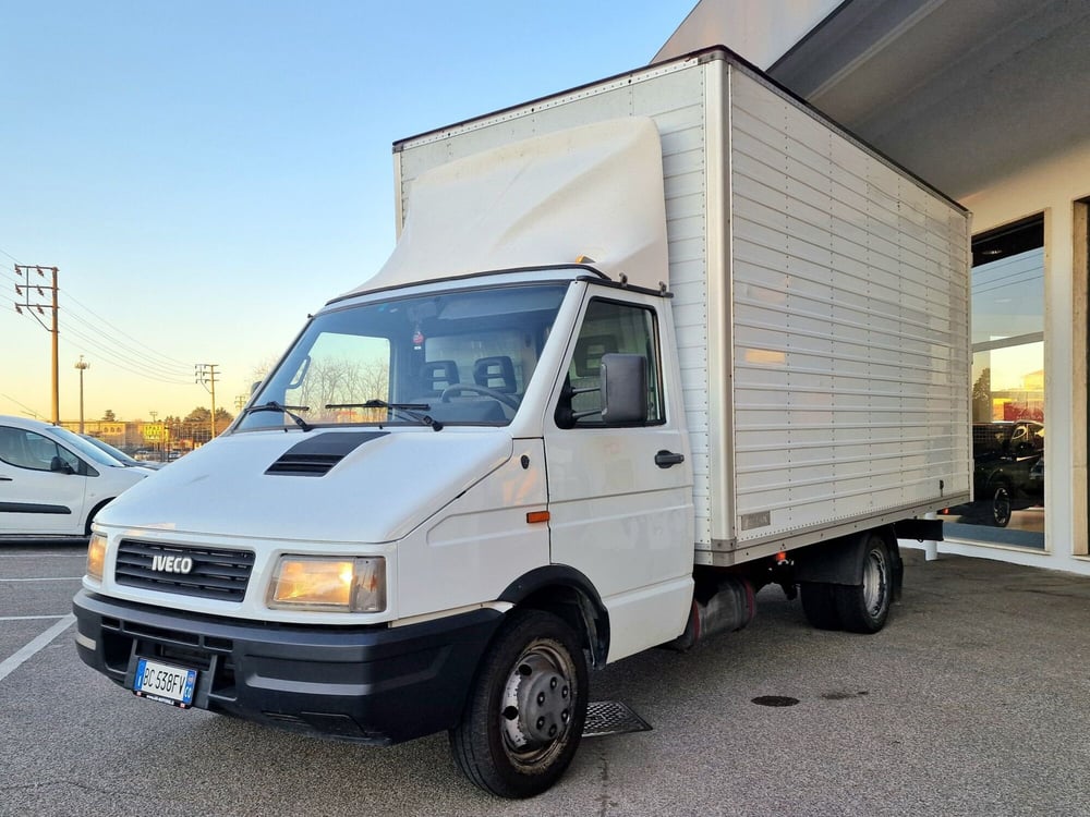 Iveco Daily Telaio usata a Varese