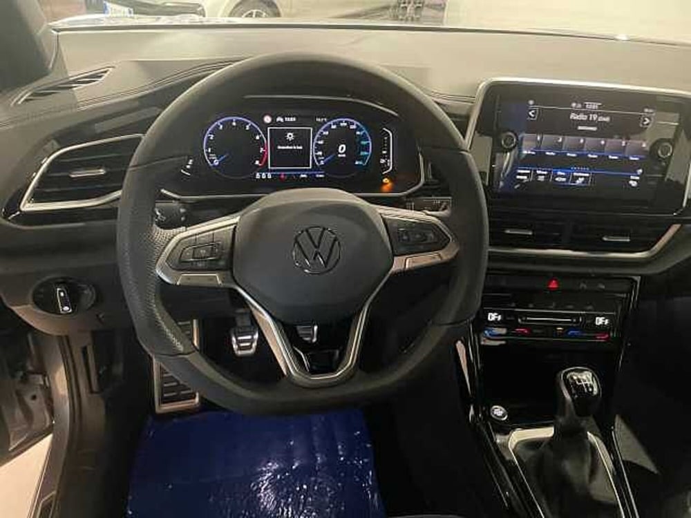 Volkswagen T-Roc nuova a Genova (11)