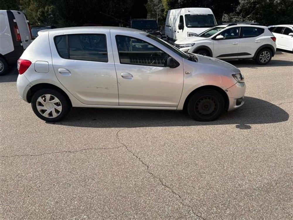 Dacia Sandero usata a Torino (5)