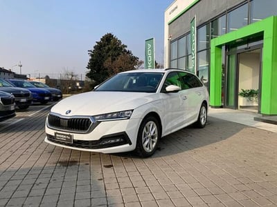 Skoda Octavia iV 1.4 TSI Plug-In Hybrid DSG Executive del 2023 usata a Paruzzaro